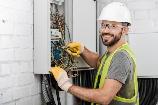 Best Licensed Electrician  in Pierre, SD